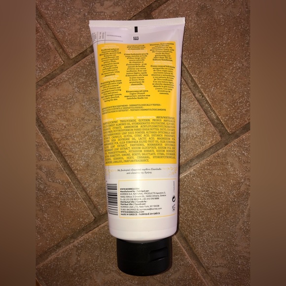 Korres Pure Greek Olive Body Cream Chamomile Tea 13.53 fl oz/ 400 ml - Picture 6 of 8